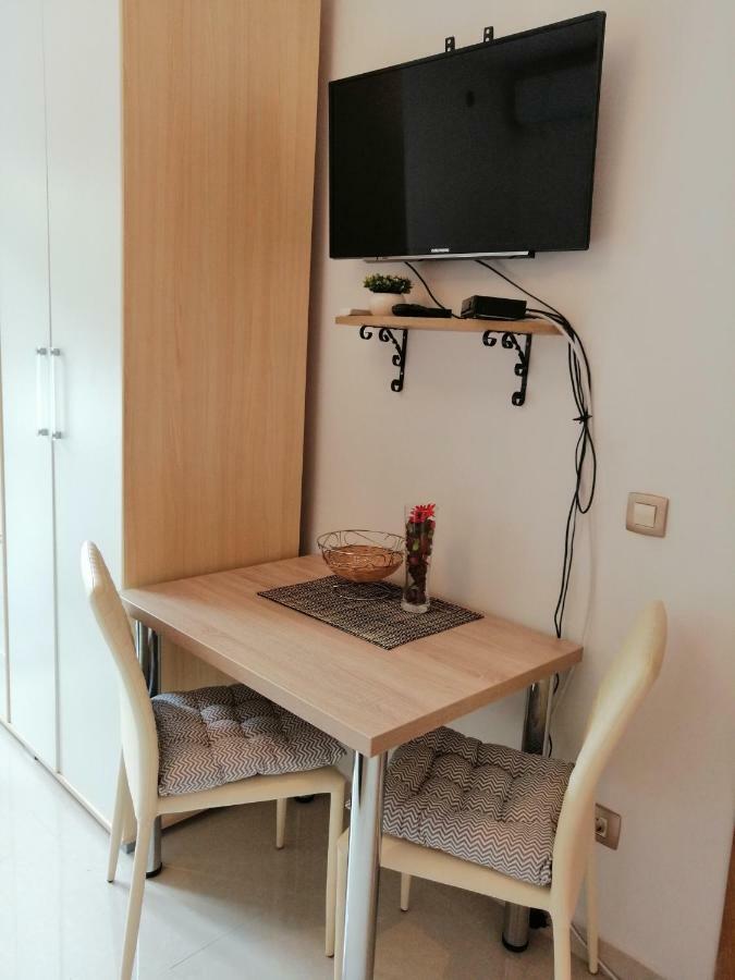Studio Apartman Irena1 Bijela Dış mekan fotoğraf