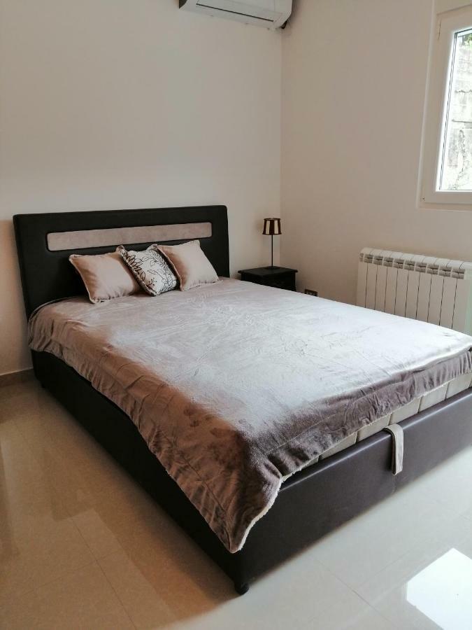Studio Apartman Irena1 Bijela Dış mekan fotoğraf